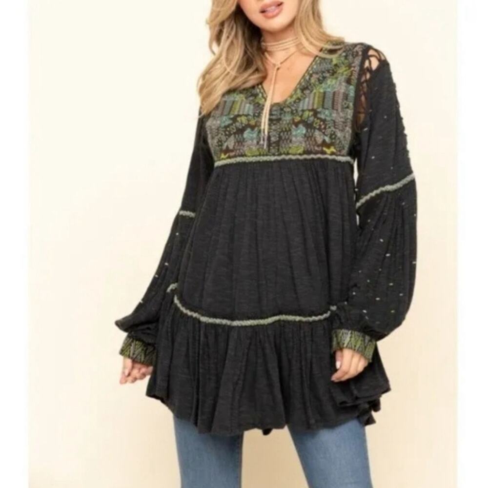 Free People Embroidered LadderStitch Ruffled Trim Tunic Size Medium